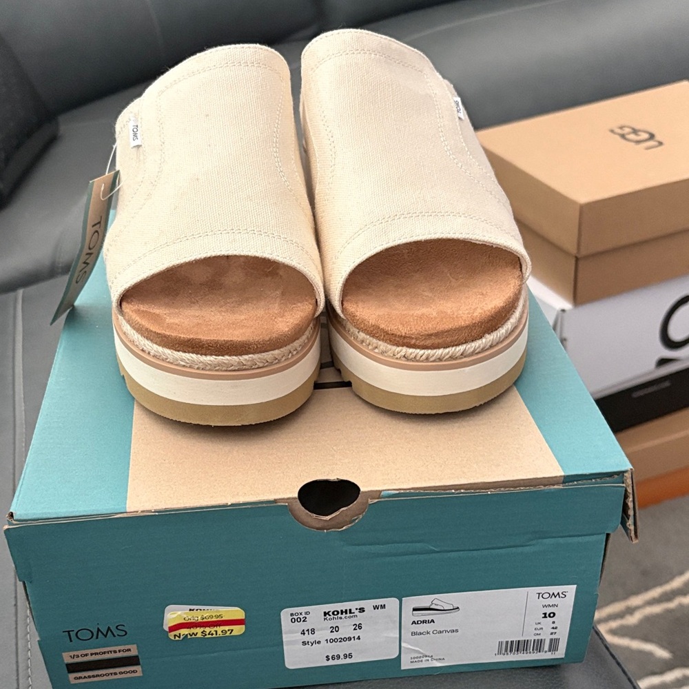 TOMS Cream Canvas Slide Sandals